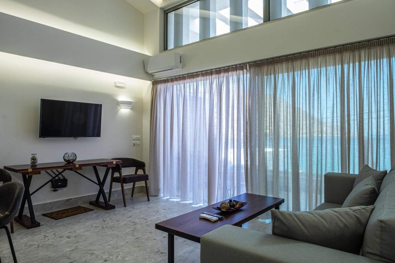 Nama Sea Side Suites Pláka Dış mekan fotoğraf